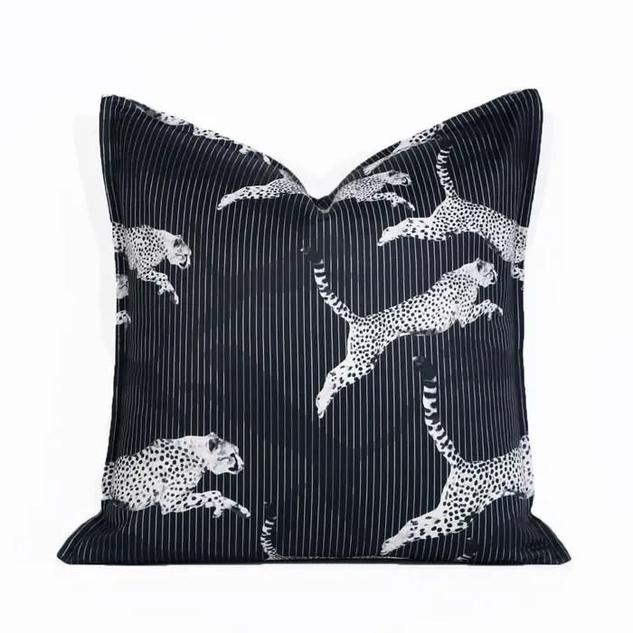 Juste de coussin imprimé léopard noir et blanc, taie d'oreiller décorative, luxe abordable italien, 