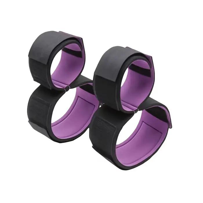 Ensemble de bondage avec écarteur de jambes réglable |   Kit de retenue rembourré doux avec menottes