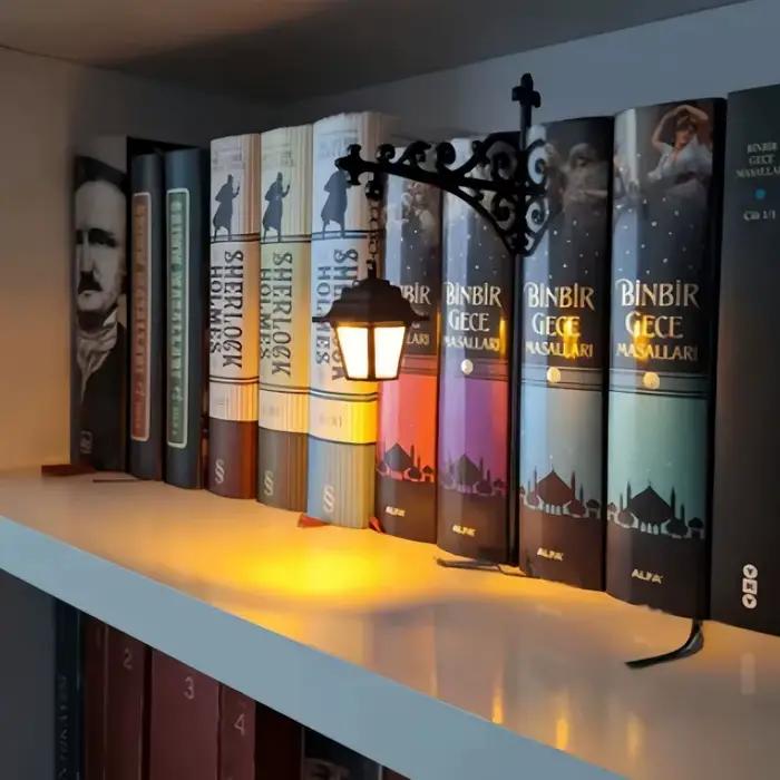 Nouvelle Lampe de Bibliothèque Décorative Halloween, Lanterne Vintage Chaleureuse pour Éclairage d'É