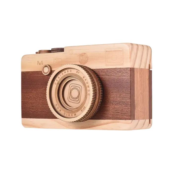 Boîte à musique en bois