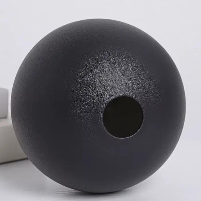 Vase en céramique boule noire et blanche européenne
