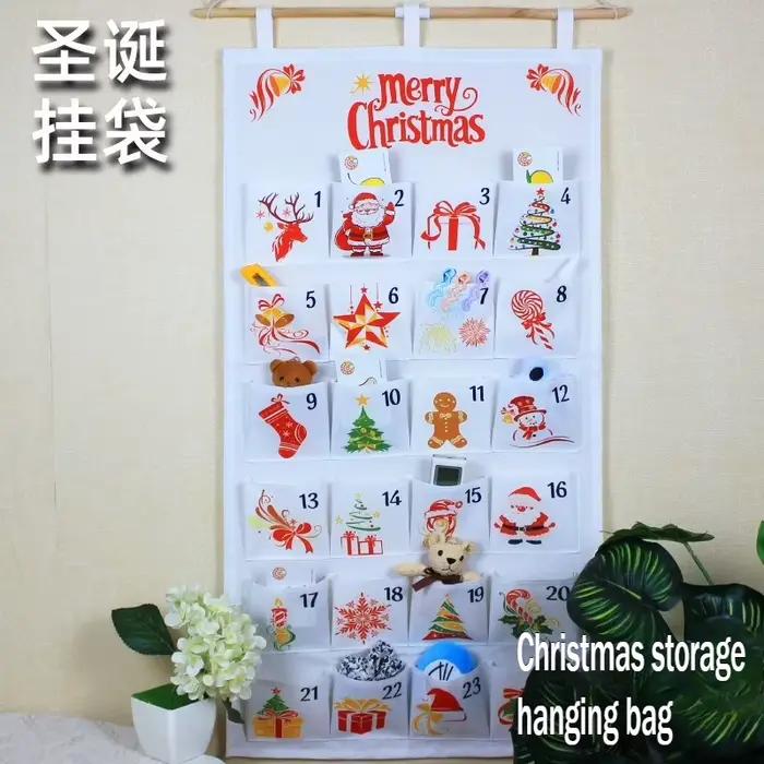 Sacs de rangement suspendus de noël