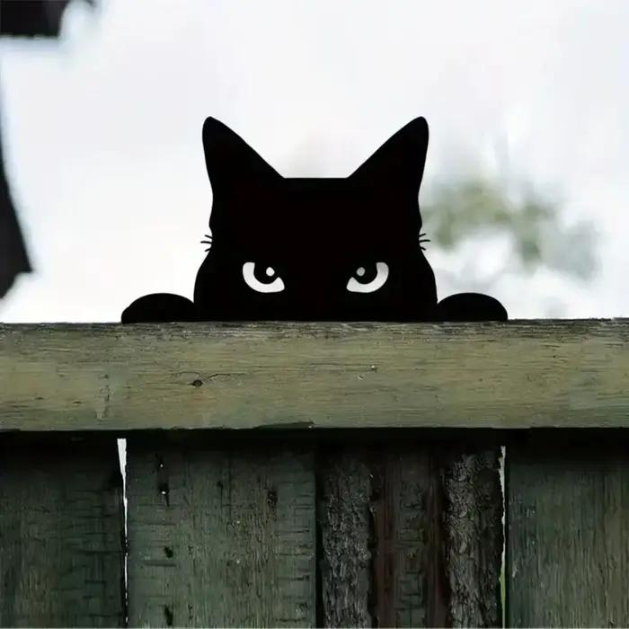Statue de chat paresseux en métal noir