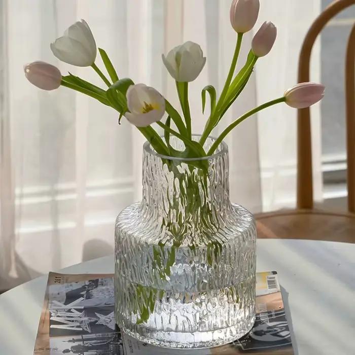 Vase en verre texturé Ripple
