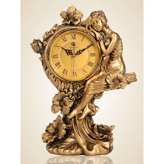 Horloge de bureau créative muette de salon de style européen