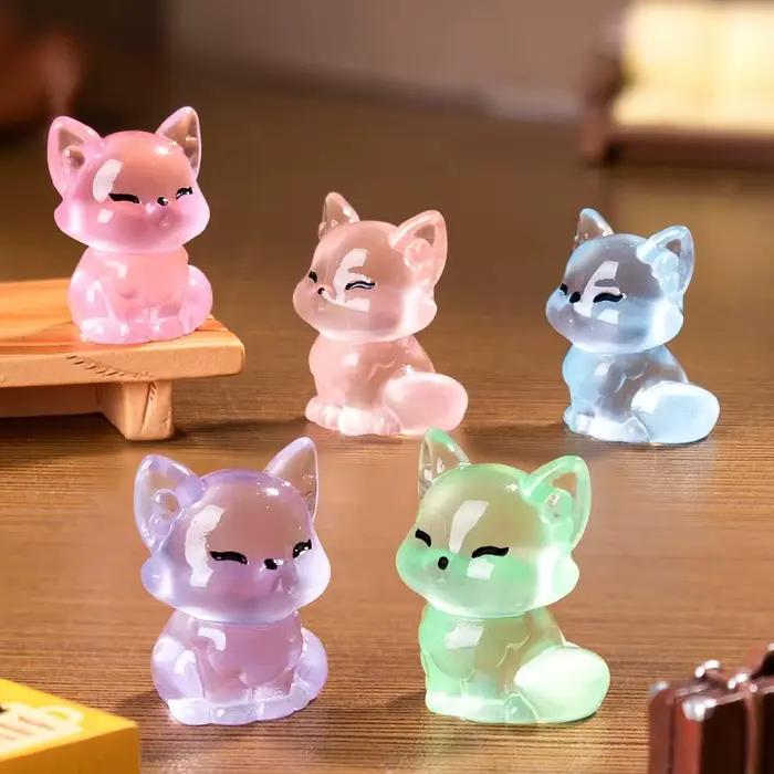 Figurines de renard lumineux en résine