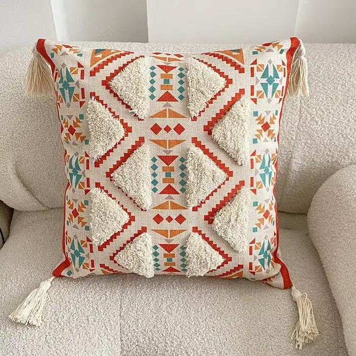 Housse de coussin brodée style bohémien