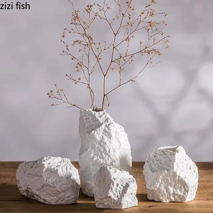 Vase en céramique créatif semblable à une pierre