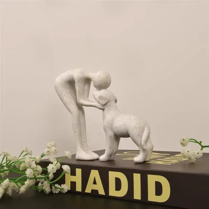 B84B-charmant chien et homme Statue mémoire cadeau pour les amoureux des animaux de compagnie pour bureau