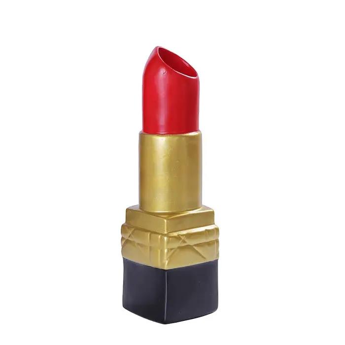 Vase en résine en forme de rouge à lèvres