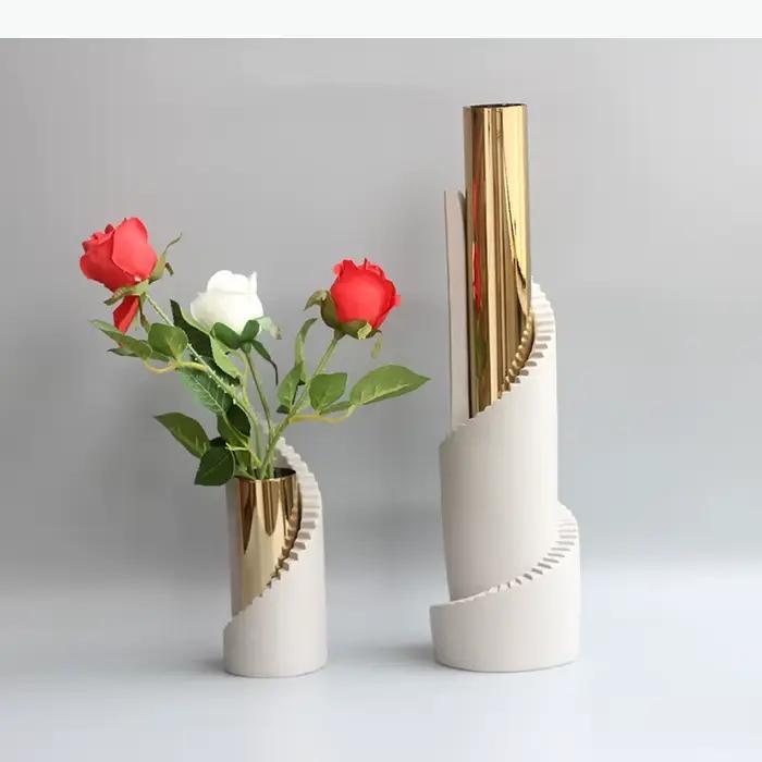 Vase créatif en métal en forme d'escalier géométrique, pot de fleurs, sculpture en relief d'escalier en colimaçon, terrarium, décoration d'intérieur