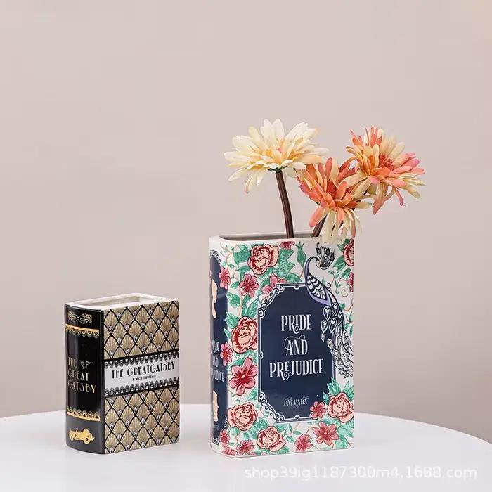 Vase de livre rétro, décoration de bureau