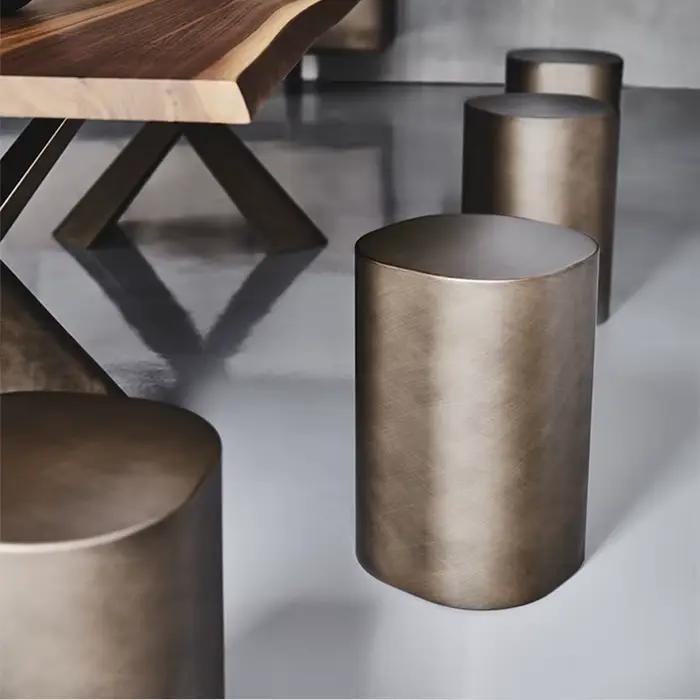 Table basse en acier 2