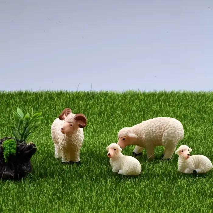 Ensemble de figurines de mouton familiales miniatures en résine