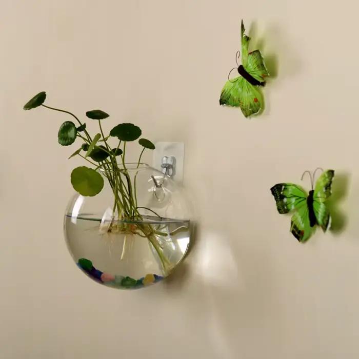 Vase en verre à suspendre au mur