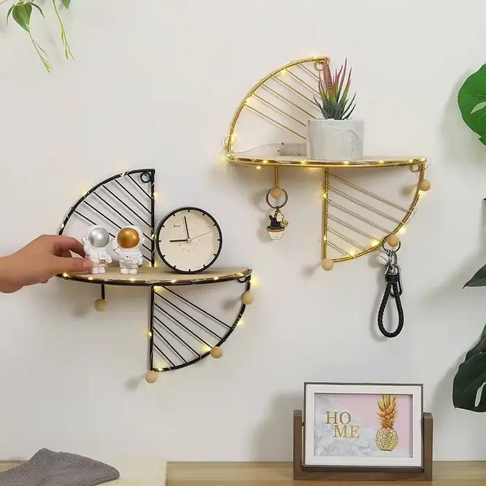 Étagère de rangement murale en forme d'éventail
