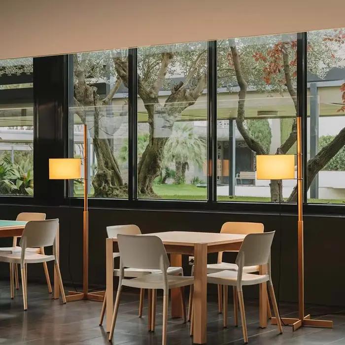 Lampadaire en noyer tissu design lampadaire réglable relevable chambre chevet décoration canapé coin rétro lampadaire en bois