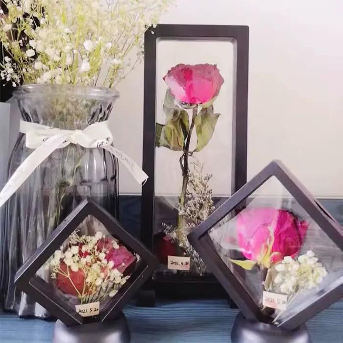 Présentoir de cadre photo de fleurs séchées
