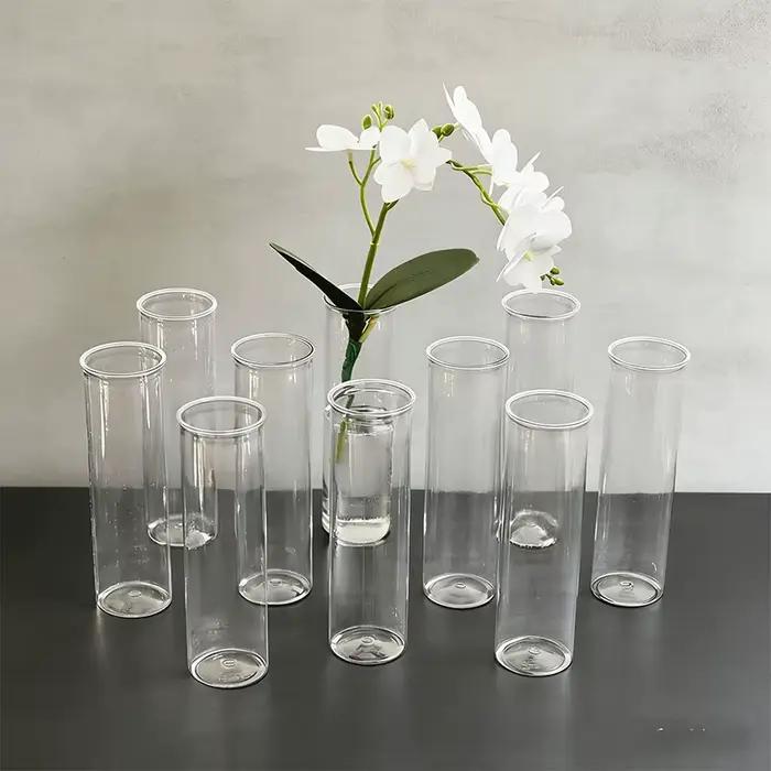 15/20 vases cylindriques en plastique