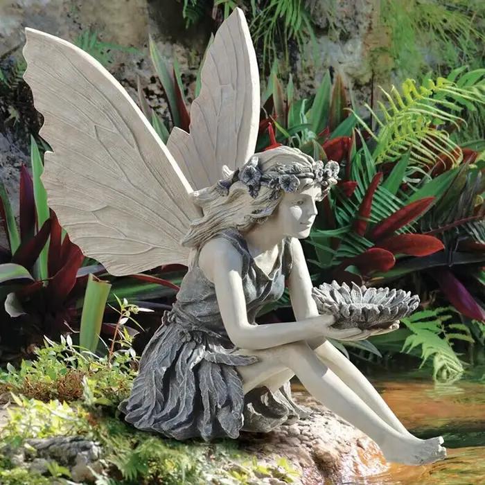 Statue de fée en résine