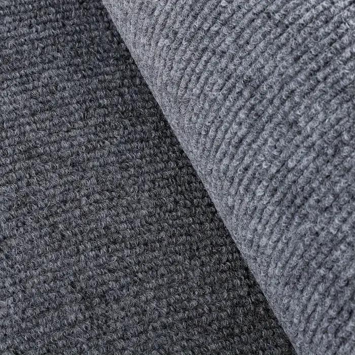 Tapis auto-adhésif pour salon
