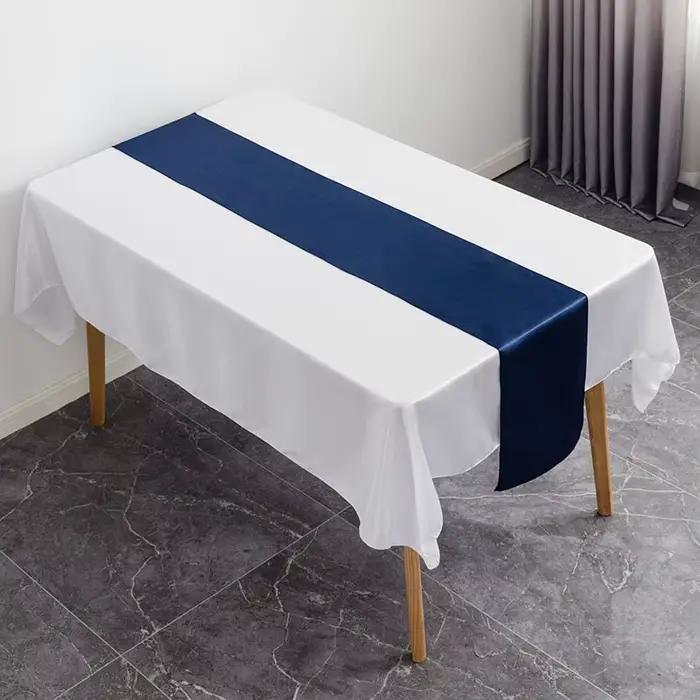 Chemin de Table en Satin