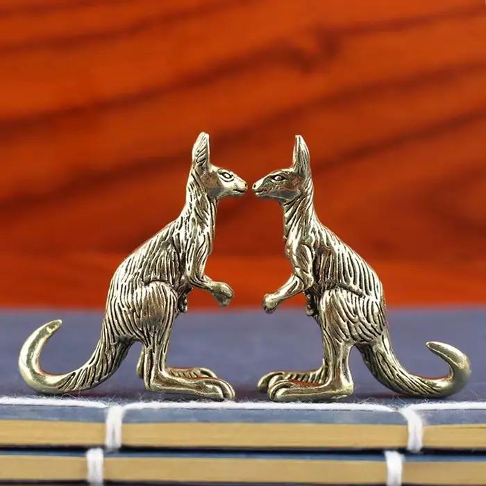 Sculpture de kangourou en laiton décorative /KQM/ Figurine d'animal vintage plaquée or pour bureau Haute qualité