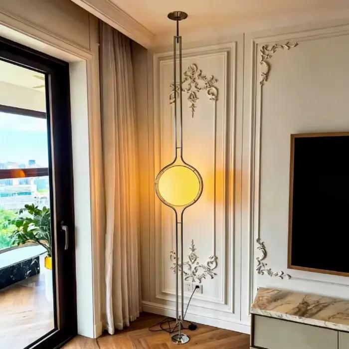 Lampadaire acrylique minimaliste moderne Style Antique boule ronde Chrome métal blanc lampadaire lampe sur pied décorative de chevet