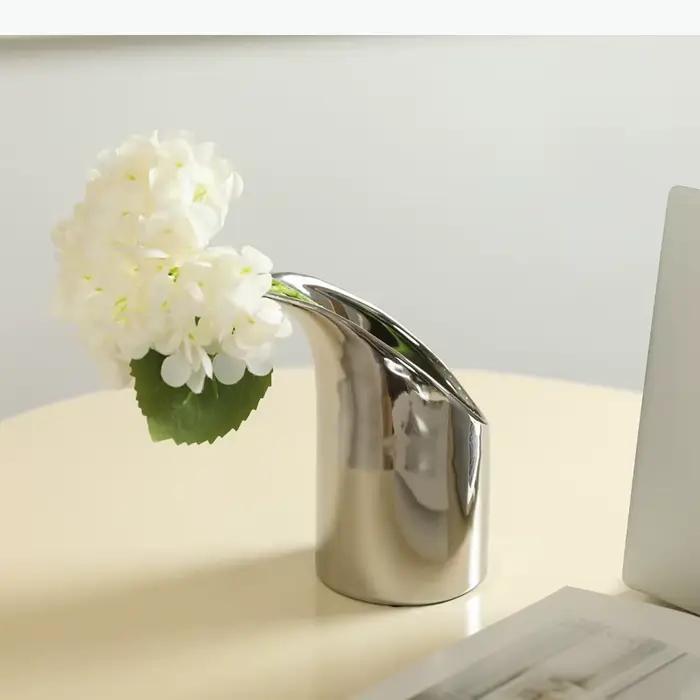 Vase en céramique argenté géométrique à ouverture inclinée pour calla, pot d'arrangement floral, accessoires de décoration intérieure