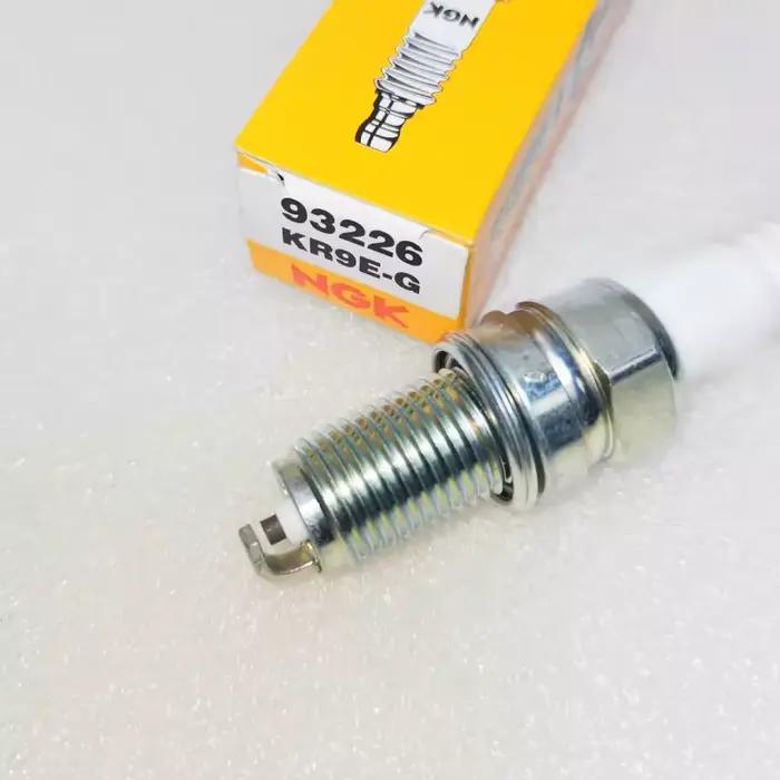 1 pièces pour FIAT 500 500C PUNTO PANDA STILO BRAVO DOBLO IDEA PALIO SUZUKI SWIFT SPLASH ALTO NGK 93226 KR9E-G bougie d'allumage KR9EG