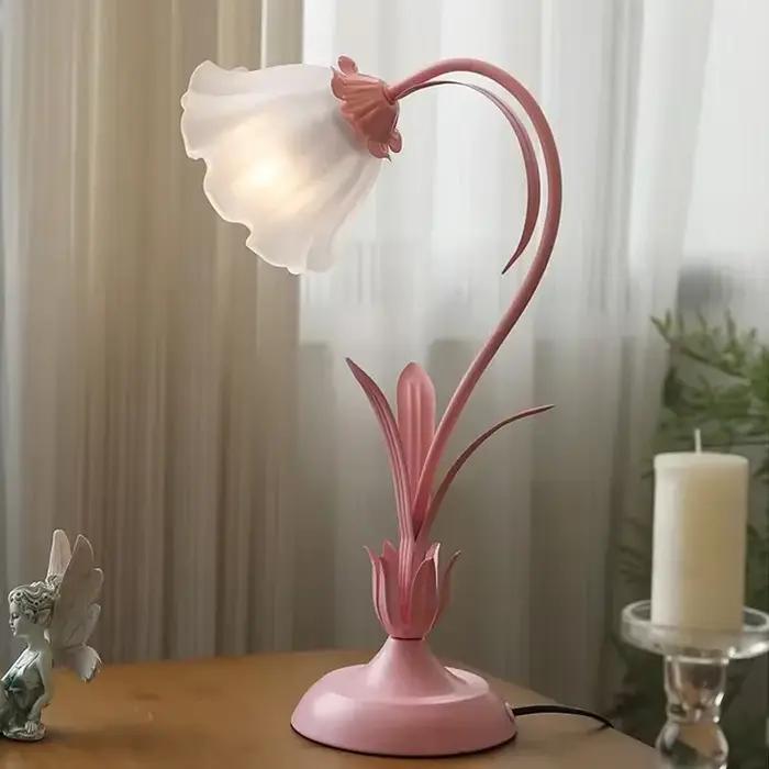 Lampe de bureau à fleurs romantiques françaises