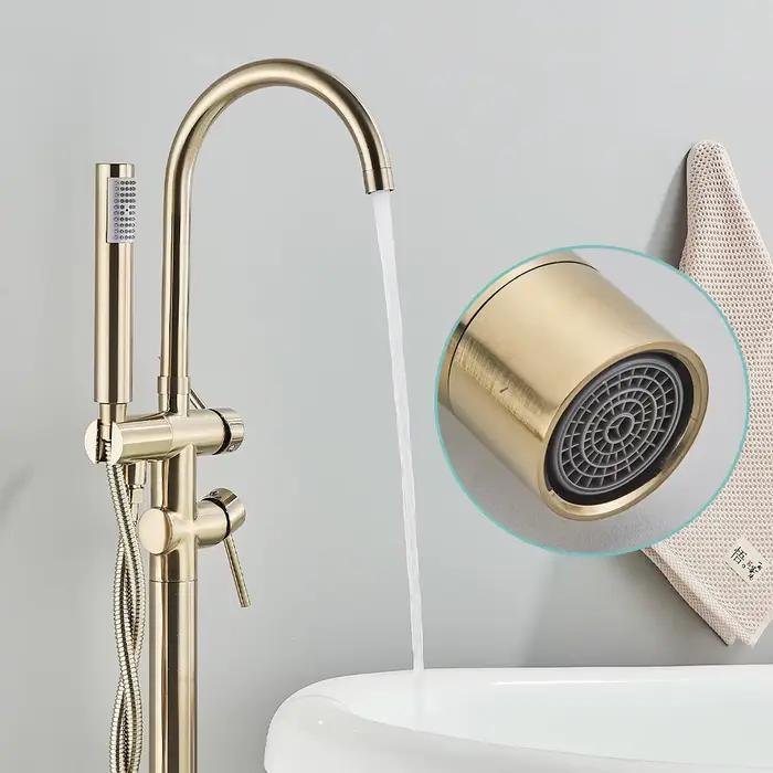 Robinet de baignoire de salle de bains doré