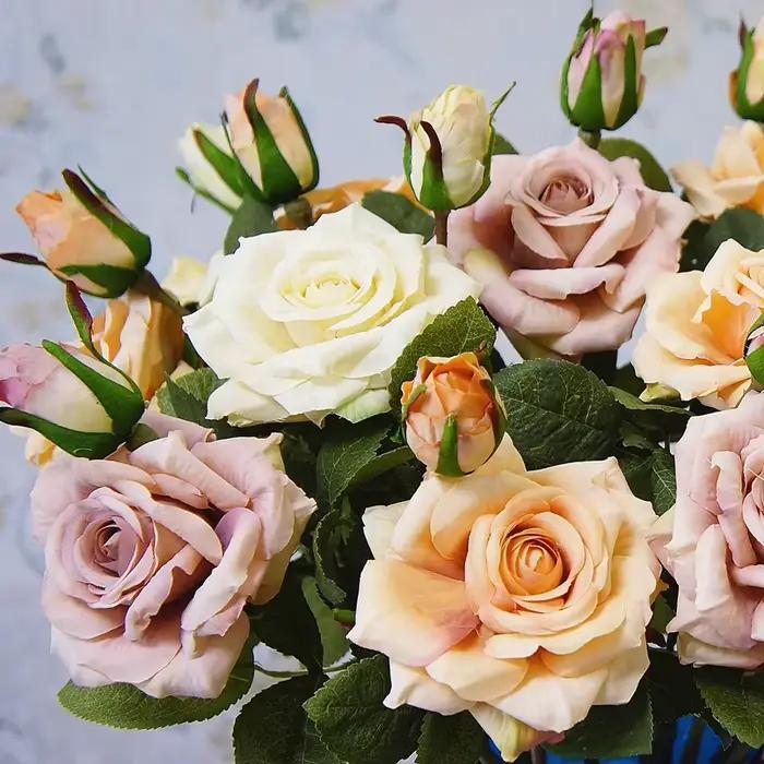 Grandes Roses artificielles en soie