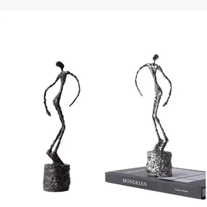 Statue de danseurs torsadés, œuvre d'art, ornements, décoration de bureau, sculpture créative de personnages abstraits, décor esthétique pour la pièce
