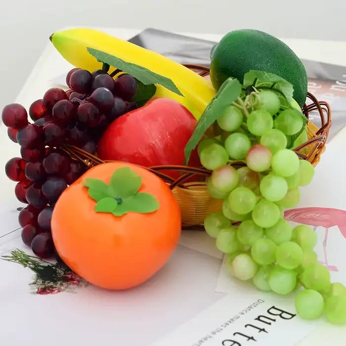 Faux fruits décoratifs en mousse