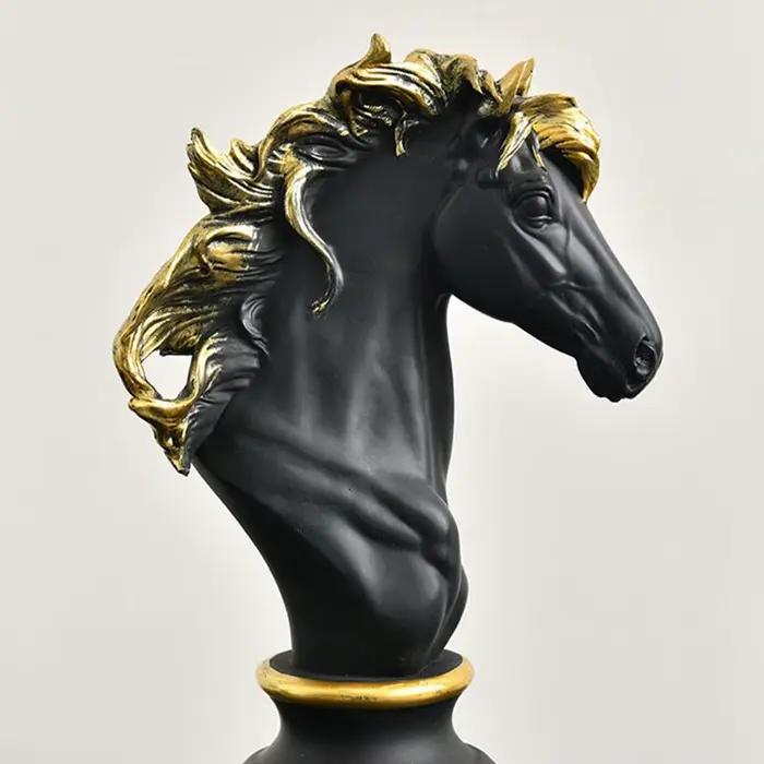 Statue d'échecs roi chevalier reine