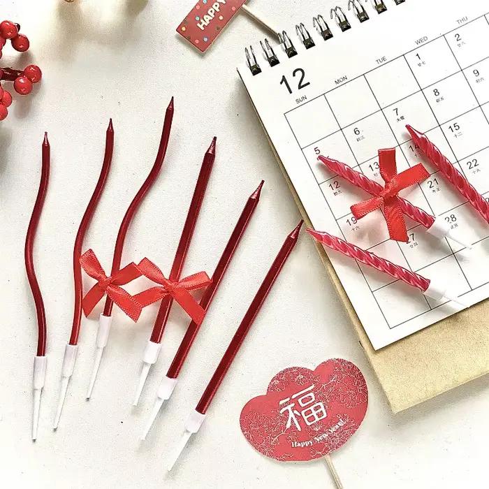 Bougies de gâteau en spirale rouges avec nœud pour mariage, anniversaire, Nouvel An, décorations de fête, avec supports