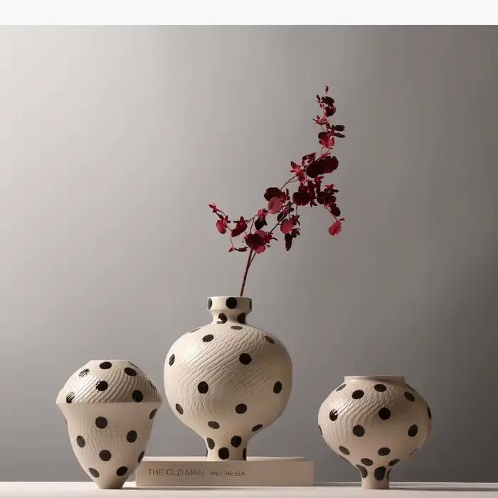 Vase en céramique, pot à fleurs à motif de vagues, artisanat en céramique, accessoires pour arrangements floraux, vase à fleurs, bouilloire