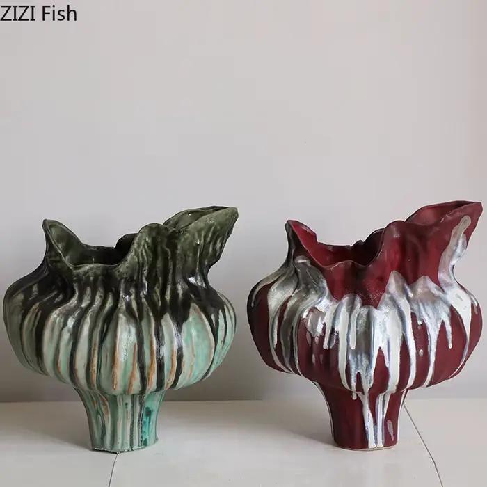 Vase en porcelaine peinte de Style Wabi Sabi