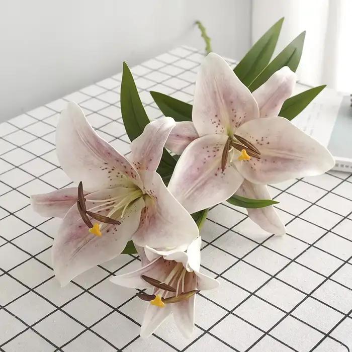 Bouquets de fleurs artificielles avec 3 grands parfums CAN ies