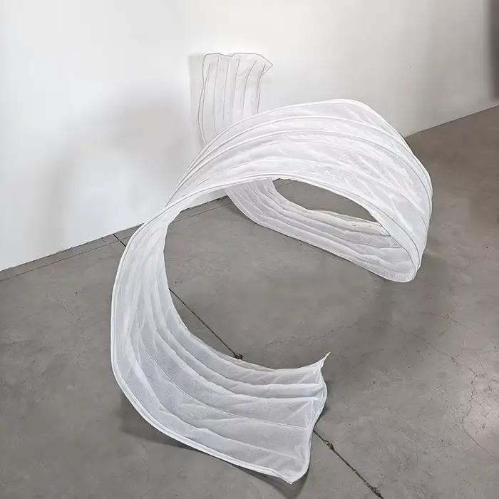 Décorations de mariage : Guirlandes géantes en organza floral, décoration suspendue pour salle de mariage, toile de fond pour fête d'anniversaire, aménagement de fenêtre