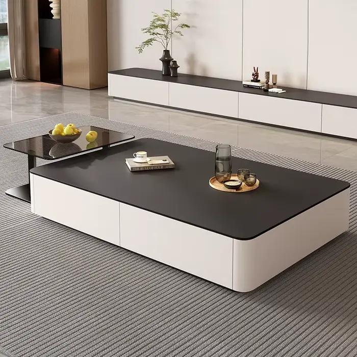 Table basse carrée simple au design nordique