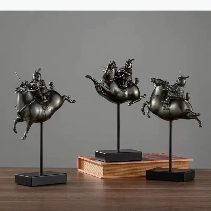Sculpture de cheval guerrier en terre cuite antique, décoration de bureau, figurine de cheval abstrait en résine, cadeau, décoration d'intérieur