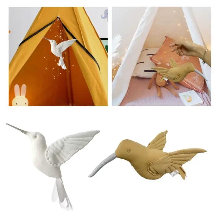Colibri volant suspendu
