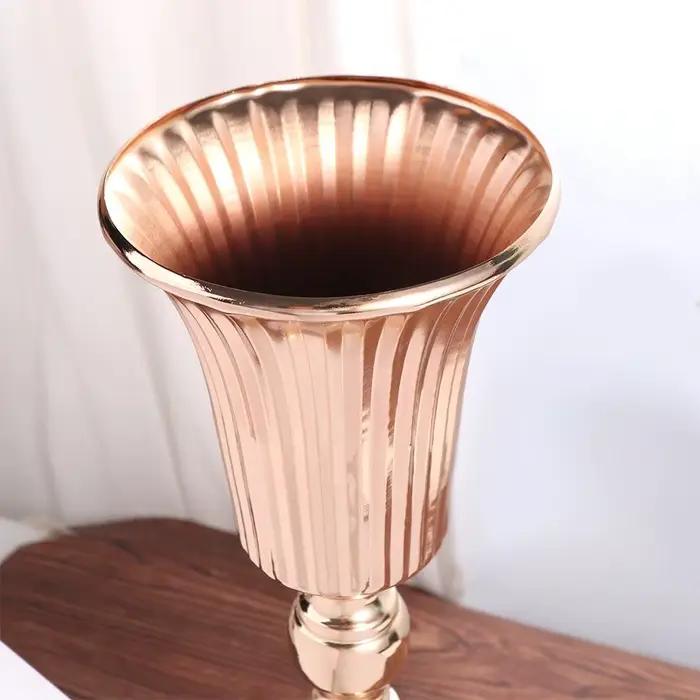Bougeoir en fer doré pour centre de table, vase à fleurs, accessoires de mariage, ameublement, décoration de la maison