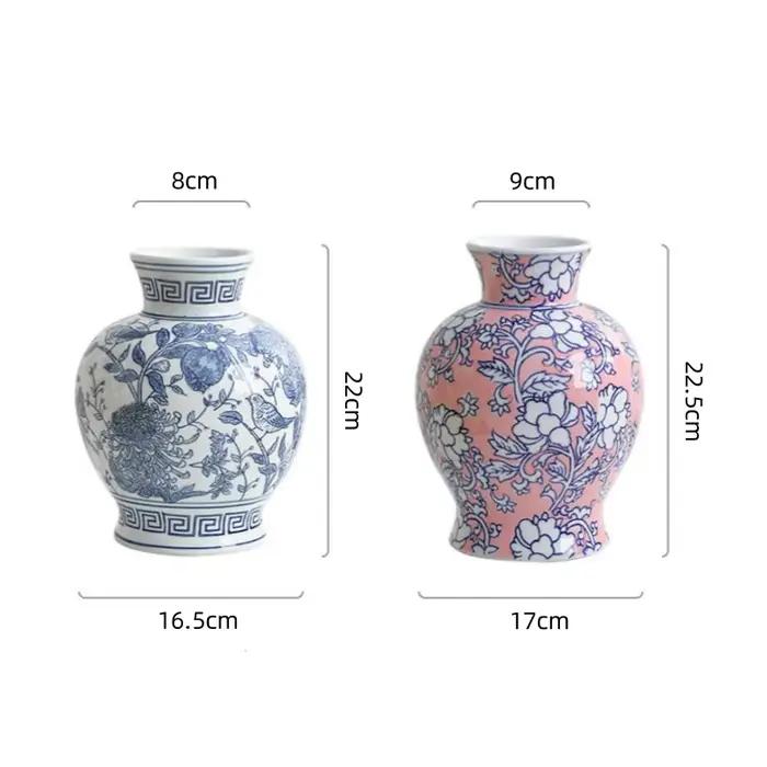 Vase rétro chinois en porcelaine bleue et blanche