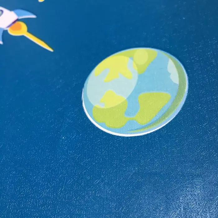 Papier peint en vinyle auto-adhésif décoratif pour chambre d'enfant dessin animé résistant à l'eau et à la moisissure pour décoration murale occasionnelle et cadeau spécial