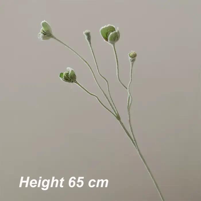 Branche de plantes vertes artificielles