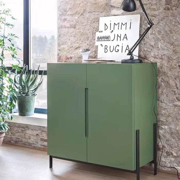 Papier peint auto-adhésif vert sauge résistant à l'eau et à la moisissure pour cuisine et chambre à coucher moderne et durable