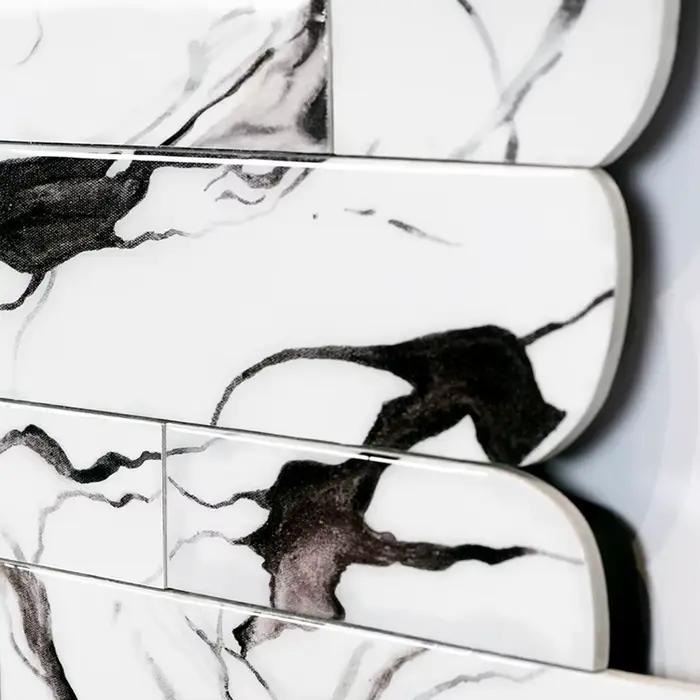 Peinture intérieure de forme irrégulière décorée à la main, mur sans cadre